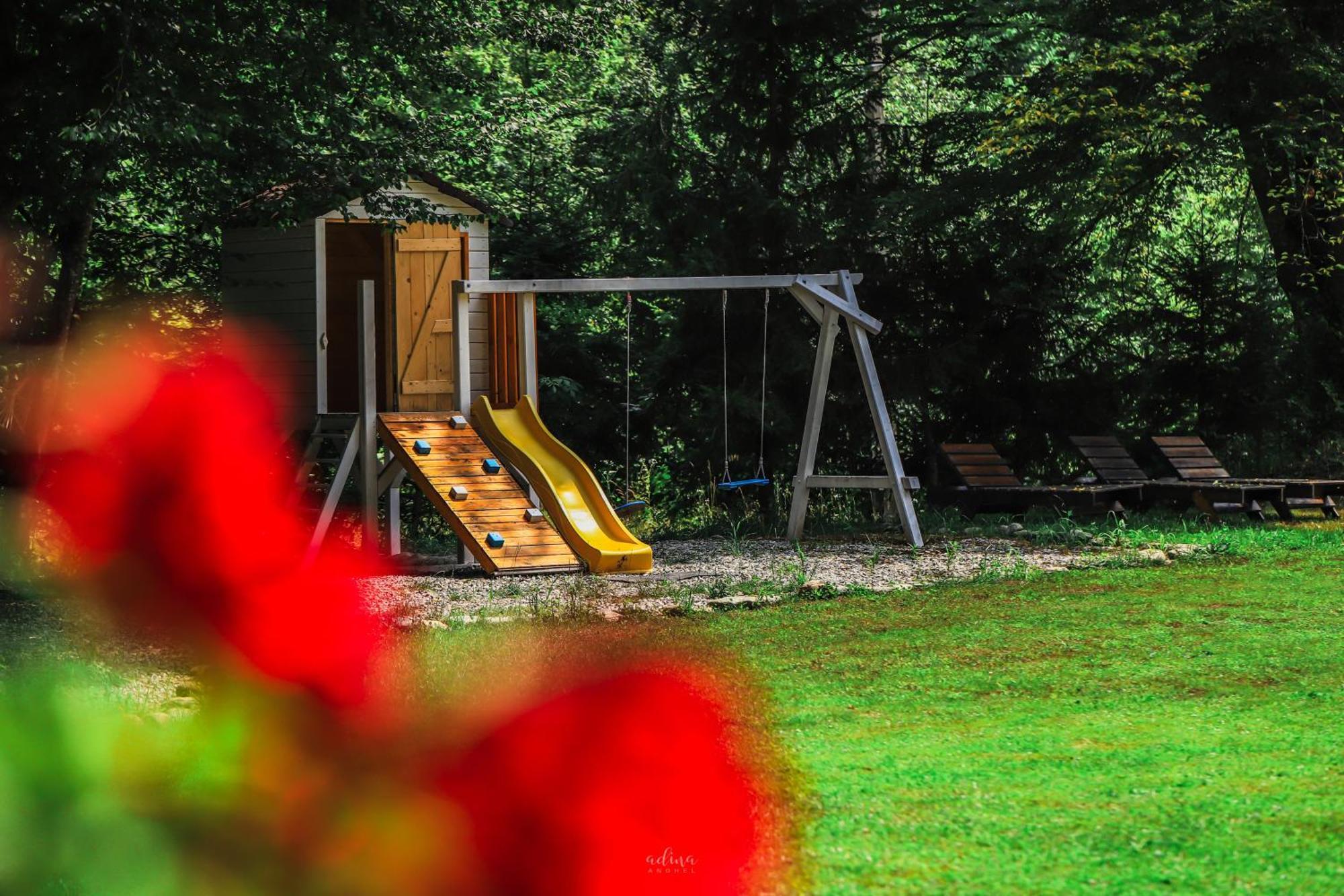 Pensiunea Vinatur Porumbacu de Sus Esterno foto
