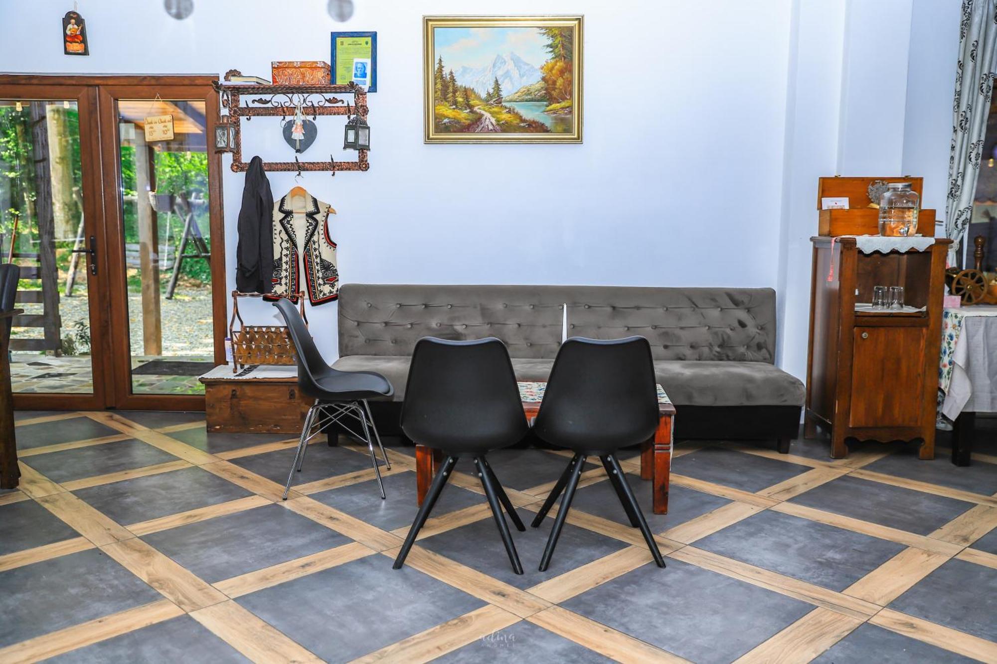 Pensiunea Vinatur Porumbacu de Sus Esterno foto