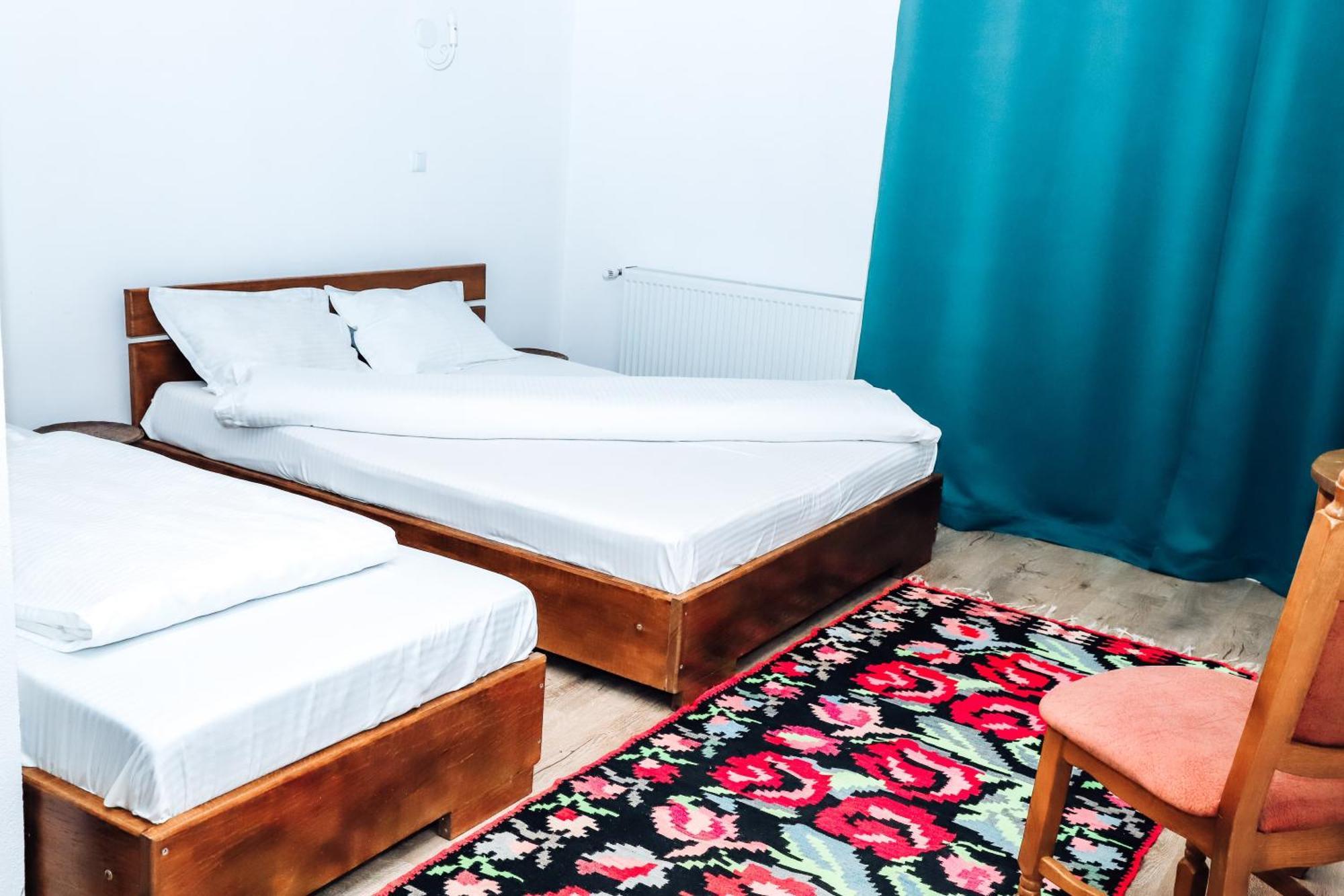 Pensiunea Vinatur Porumbacu de Sus Esterno foto